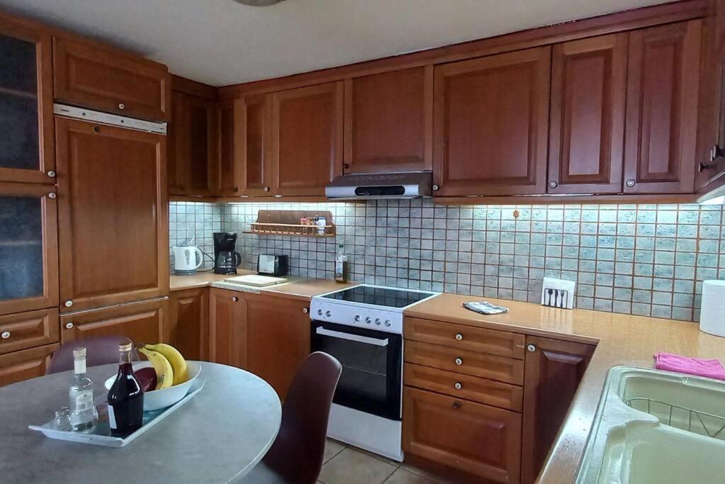 Astra Sea View Apartment, Sea Front Kokkini Hani Exterior foto